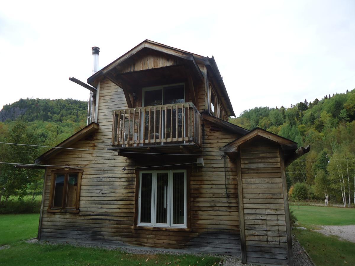 Chalet Saint-Thomas L'Anse-Saint-Jean Bagian luar foto